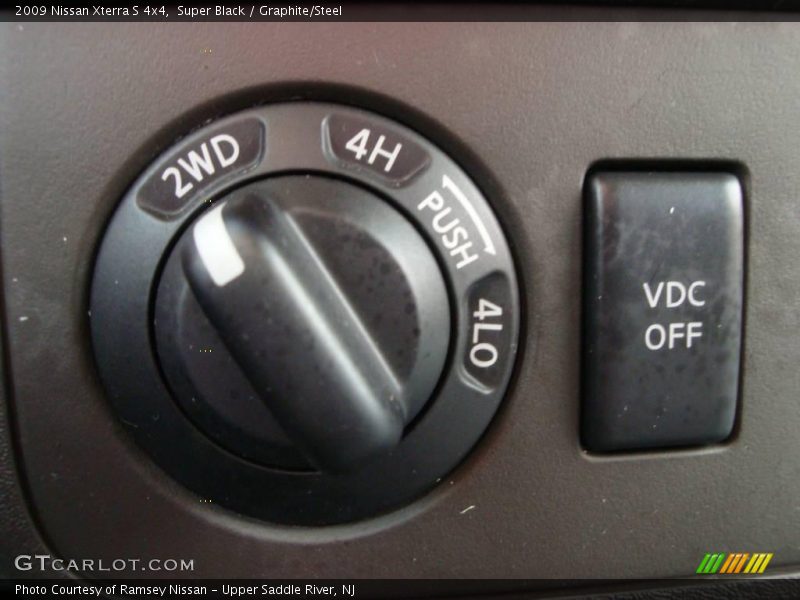 Super Black / Graphite/Steel 2009 Nissan Xterra S 4x4