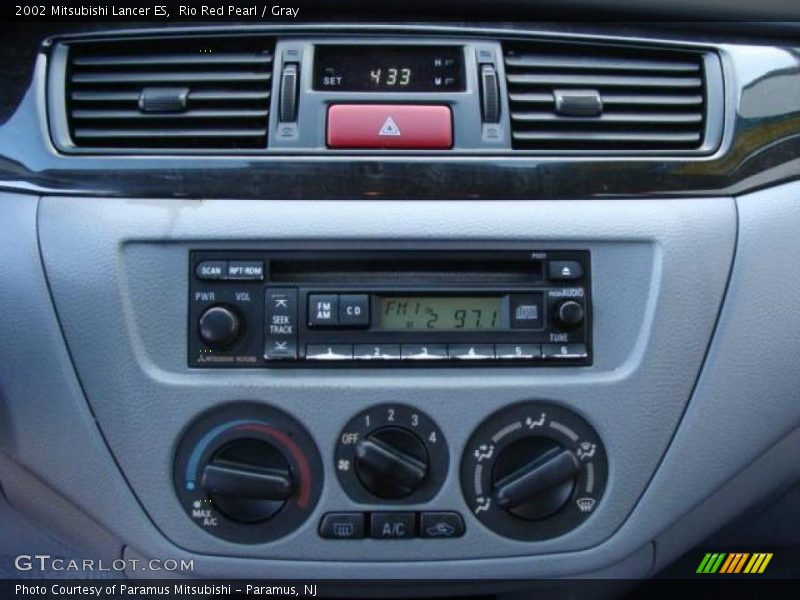 Rio Red Pearl / Gray 2002 Mitsubishi Lancer ES