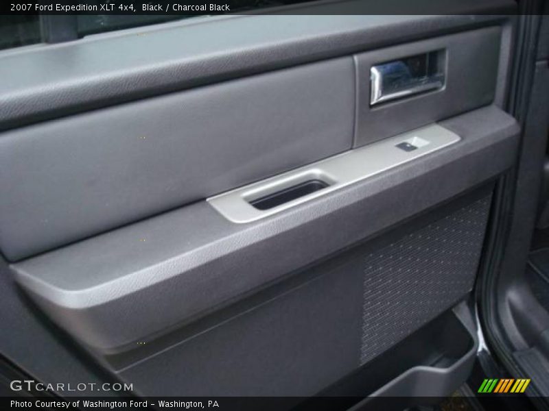 Black / Charcoal Black 2007 Ford Expedition XLT 4x4