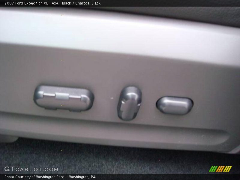 Black / Charcoal Black 2007 Ford Expedition XLT 4x4