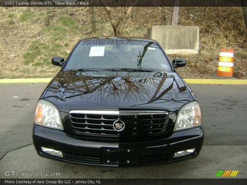 Sable Black / Black 2002 Cadillac DeVille DTS