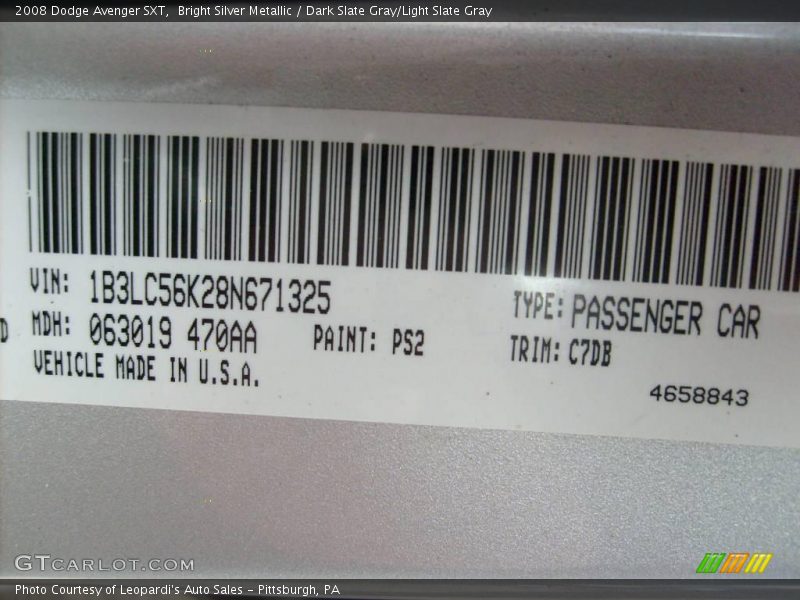 Bright Silver Metallic / Dark Slate Gray/Light Slate Gray 2008 Dodge Avenger SXT