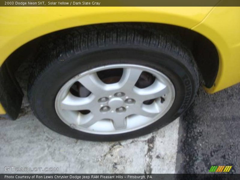 Solar Yellow / Dark Slate Gray 2003 Dodge Neon SXT