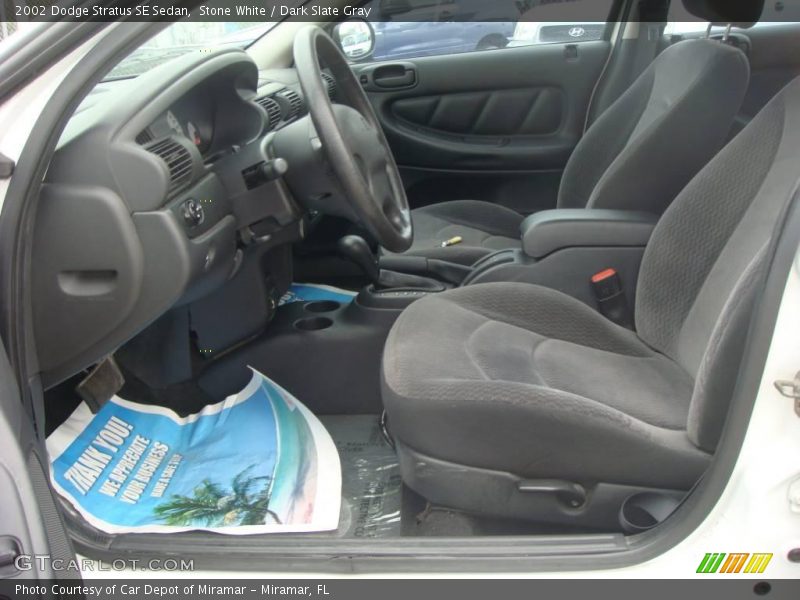 Stone White / Dark Slate Gray 2002 Dodge Stratus SE Sedan