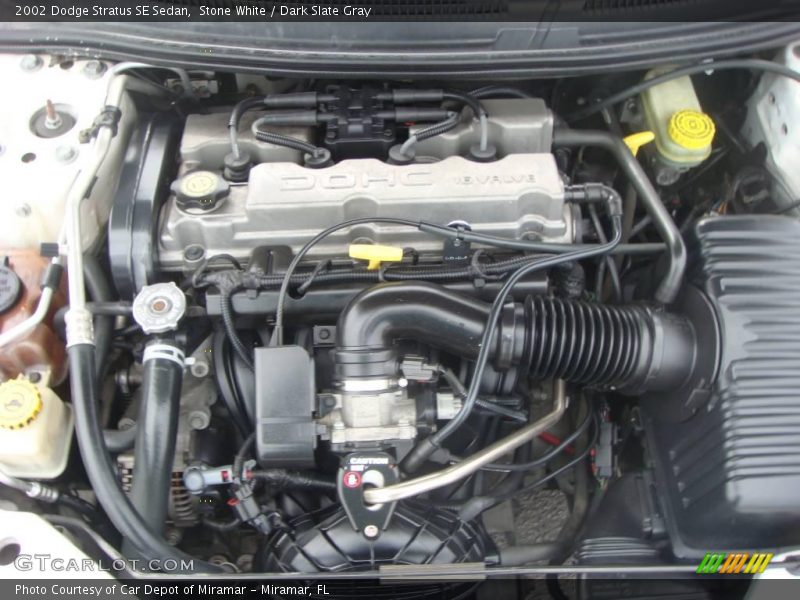 Stone White / Dark Slate Gray 2002 Dodge Stratus SE Sedan