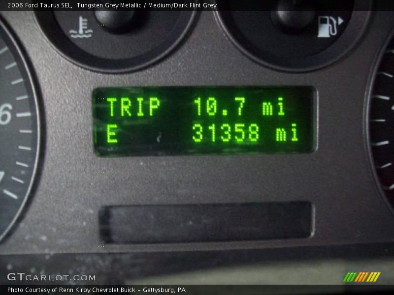 Tungsten Grey Metallic / Medium/Dark Flint Grey 2006 Ford Taurus SEL