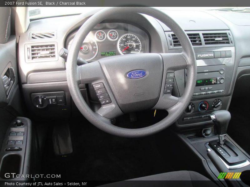 Black / Charcoal Black 2007 Ford Fusion SE