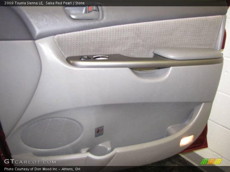 Salsa Red Pearl / Stone 2009 Toyota Sienna LE