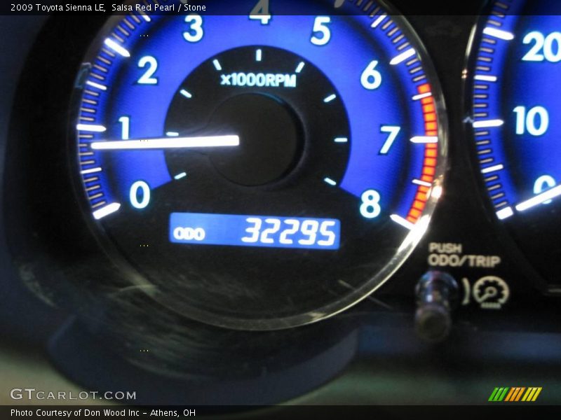 Salsa Red Pearl / Stone 2009 Toyota Sienna LE