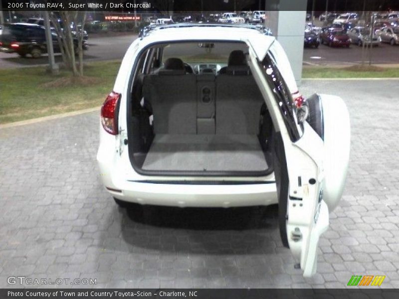 Super White / Dark Charcoal 2006 Toyota RAV4