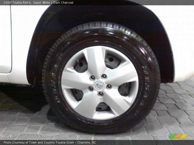 Super White / Dark Charcoal 2006 Toyota RAV4