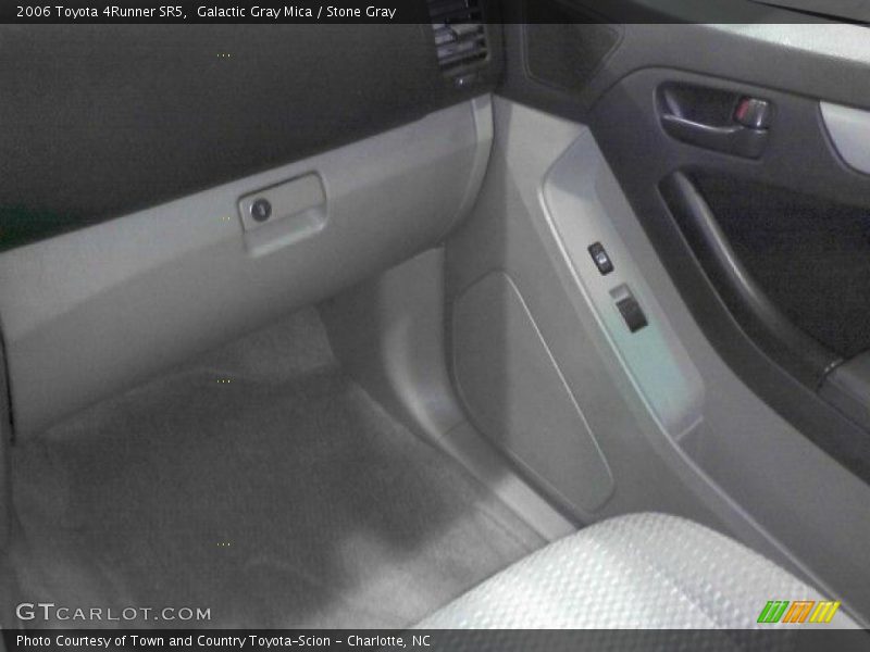 Galactic Gray Mica / Stone Gray 2006 Toyota 4Runner SR5