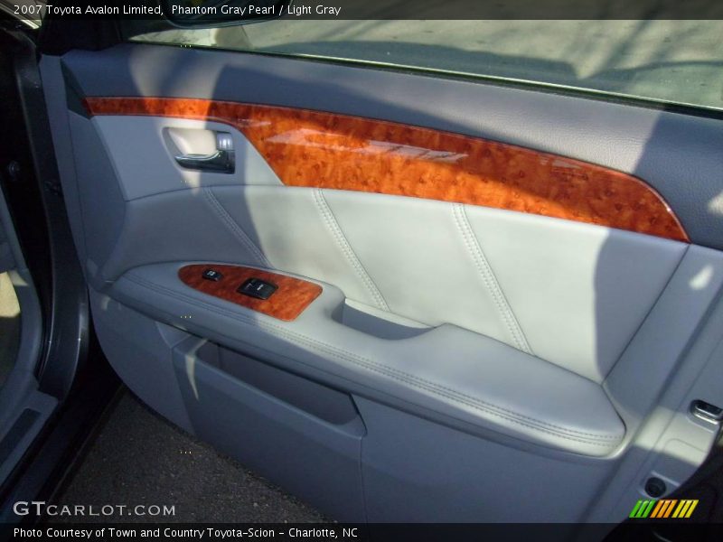 Phantom Gray Pearl / Light Gray 2007 Toyota Avalon Limited
