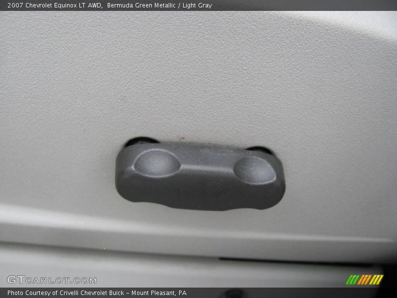 Bermuda Green Metallic / Light Gray 2007 Chevrolet Equinox LT AWD