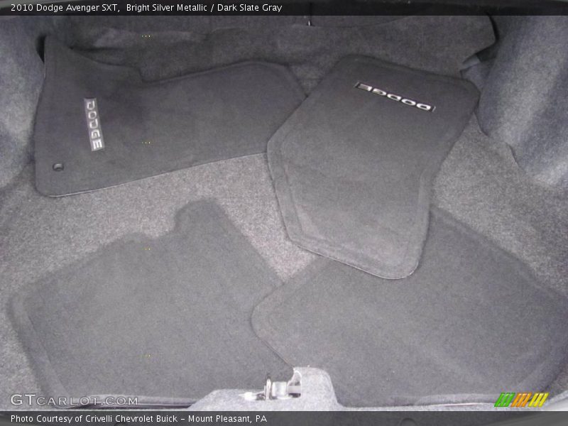 Bright Silver Metallic / Dark Slate Gray 2010 Dodge Avenger SXT