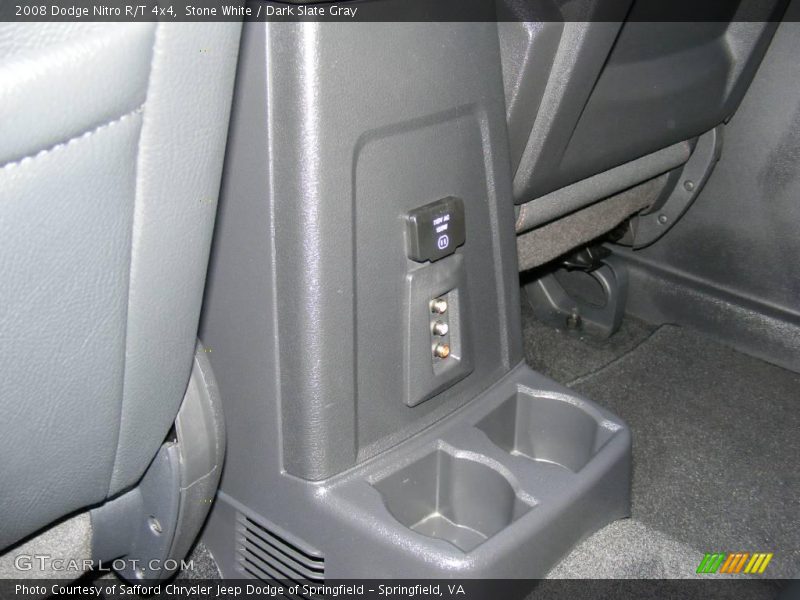 Stone White / Dark Slate Gray 2008 Dodge Nitro R/T 4x4