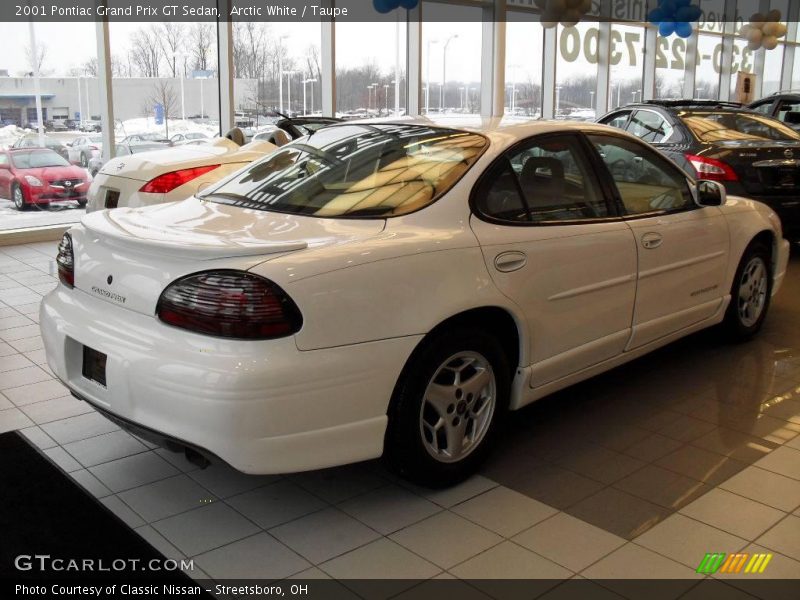 Arctic White / Taupe 2001 Pontiac Grand Prix GT Sedan