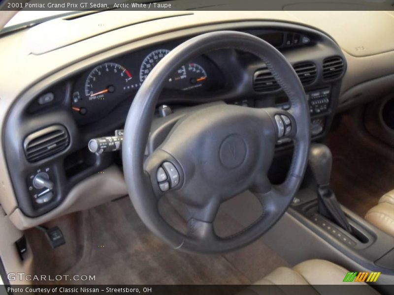 Arctic White / Taupe 2001 Pontiac Grand Prix GT Sedan