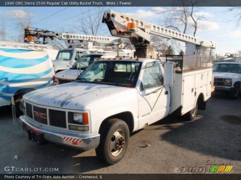 White / Pewter 1990 GMC Sierra 3500 Regular Cab Utility Bucket Truck