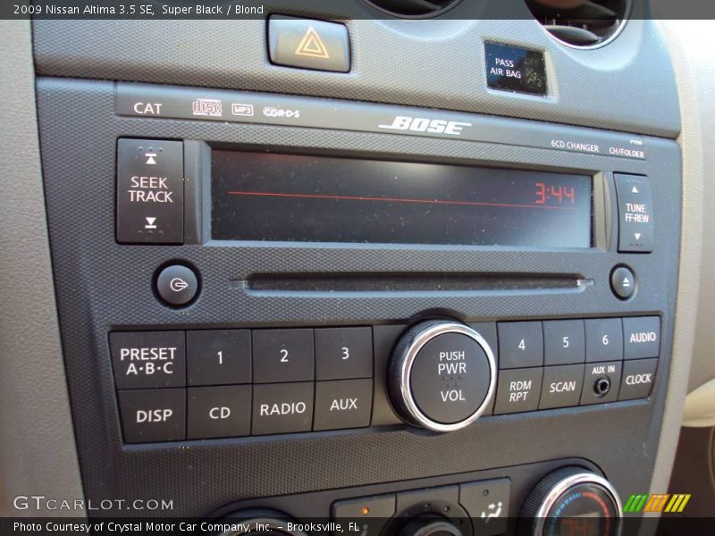 Super Black / Blond 2009 Nissan Altima 3.5 SE