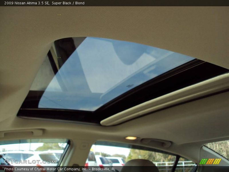 Super Black / Blond 2009 Nissan Altima 3.5 SE