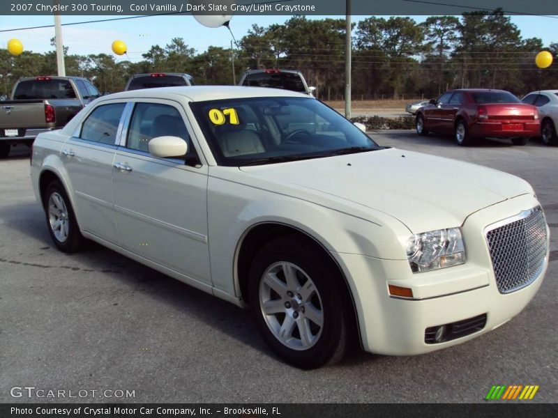 Cool Vanilla / Dark Slate Gray/Light Graystone 2007 Chrysler 300 Touring