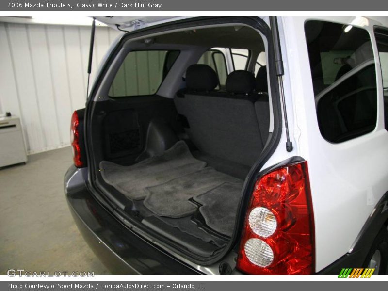 Classic White / Dark Flint Gray 2006 Mazda Tribute s