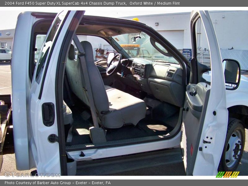 Oxford White / Medium Flint 2004 Ford F450 Super Duty XL SuperCab 4x4 Chassis Dump Truck