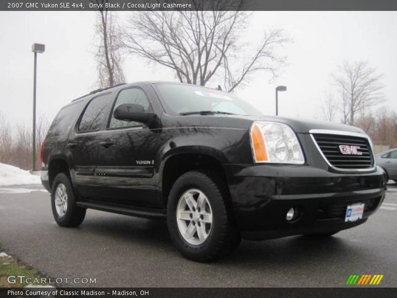 Onyx Black / Cocoa/Light Cashmere 2007 GMC Yukon SLE 4x4