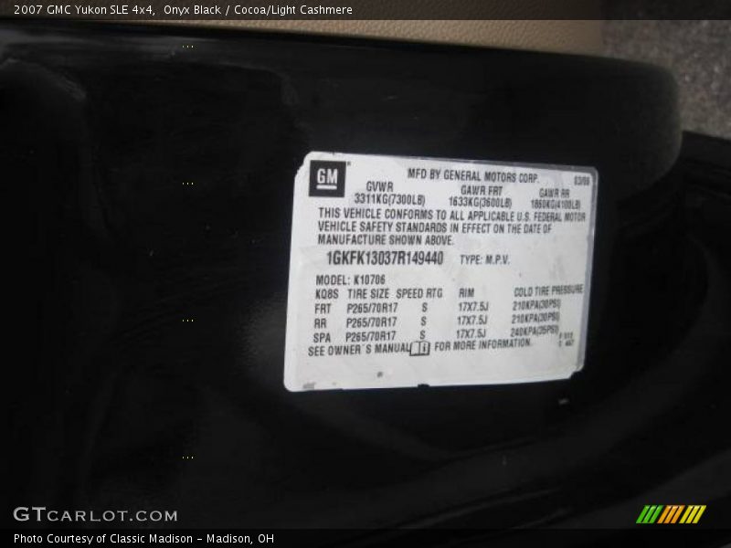 Onyx Black / Cocoa/Light Cashmere 2007 GMC Yukon SLE 4x4