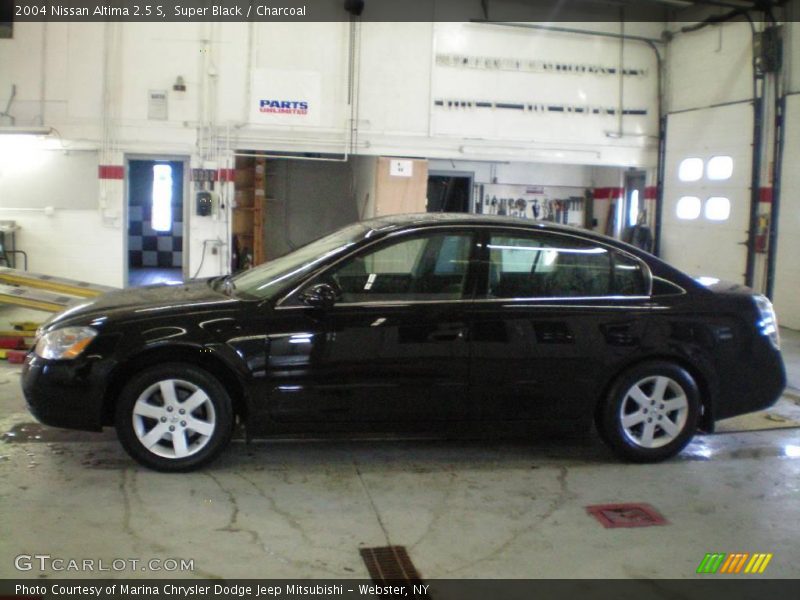 Super Black / Charcoal 2004 Nissan Altima 2.5 S