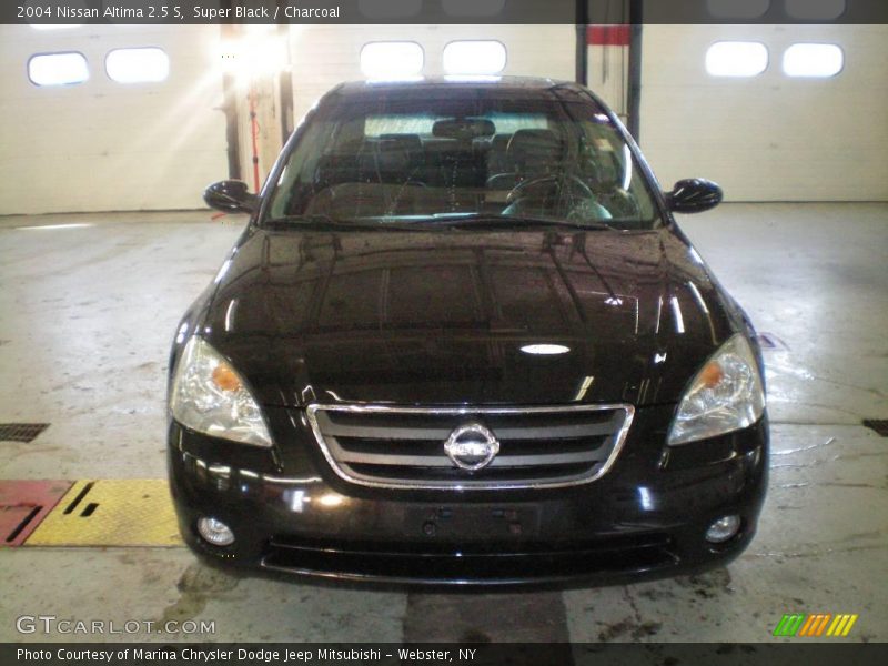 Super Black / Charcoal 2004 Nissan Altima 2.5 S