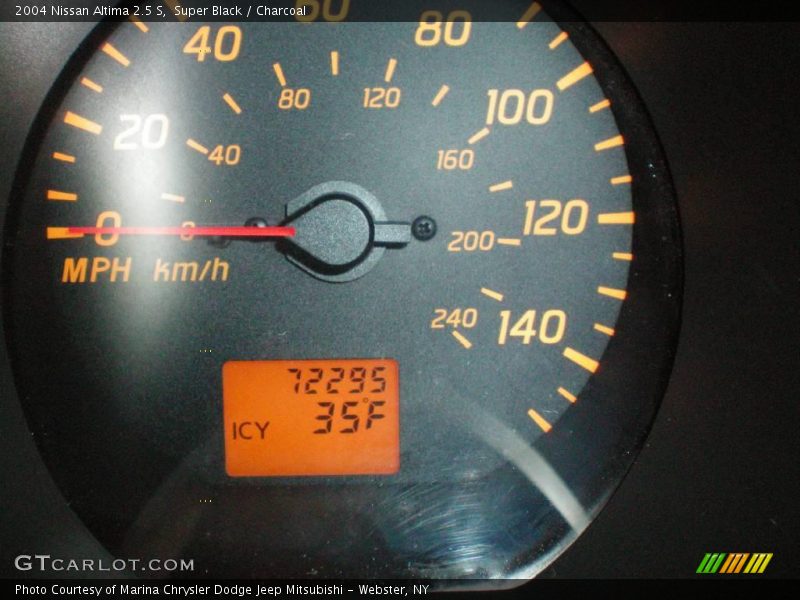 Super Black / Charcoal 2004 Nissan Altima 2.5 S