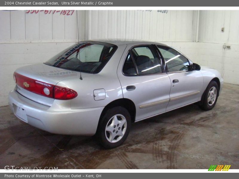 Ultra Silver Metallic / Graphite 2004 Chevrolet Cavalier Sedan