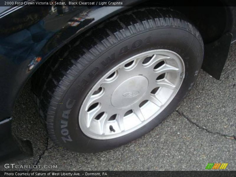 Black Clearcoat / Light Graphite 2000 Ford Crown Victoria LX Sedan