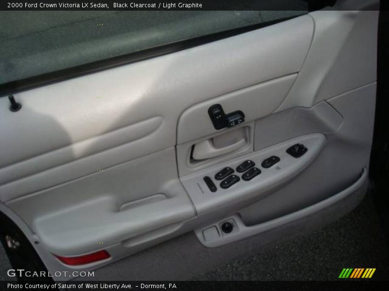 Black Clearcoat / Light Graphite 2000 Ford Crown Victoria LX Sedan