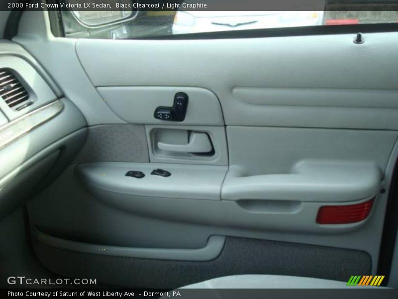 Black Clearcoat / Light Graphite 2000 Ford Crown Victoria LX Sedan