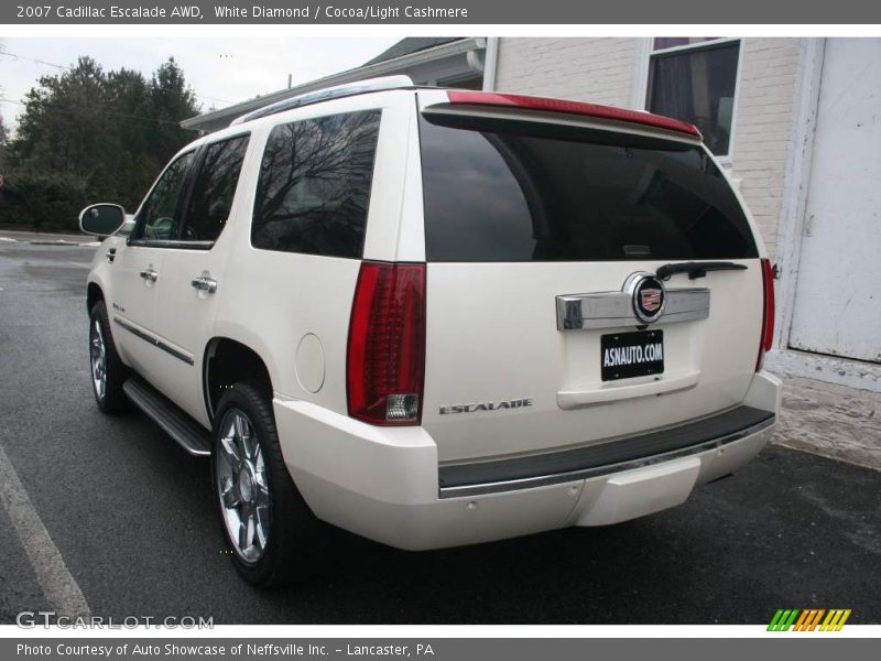 White Diamond / Cocoa/Light Cashmere 2007 Cadillac Escalade AWD