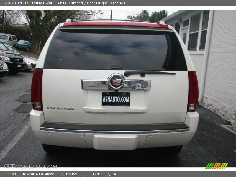 White Diamond / Cocoa/Light Cashmere 2007 Cadillac Escalade AWD