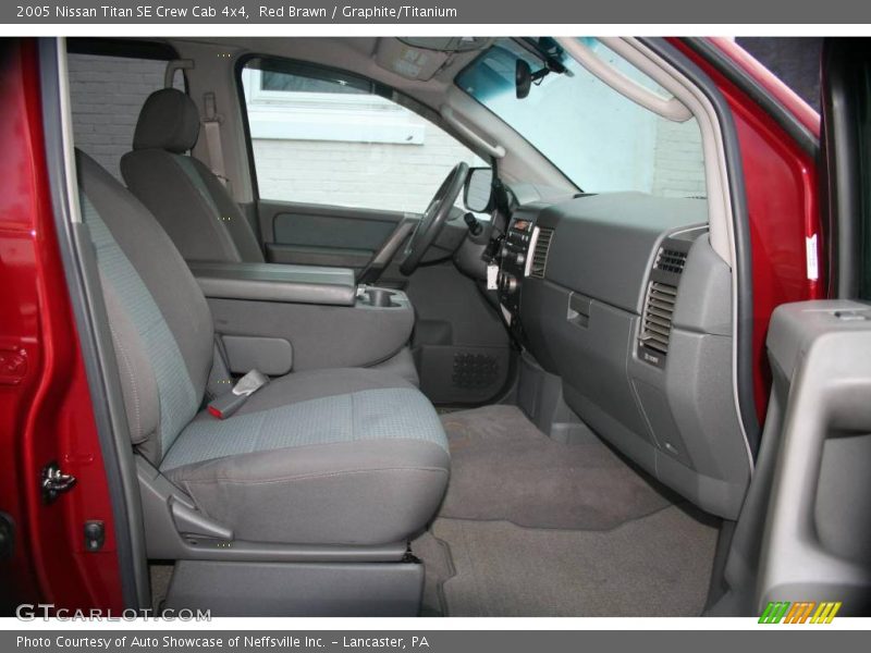 Red Brawn / Graphite/Titanium 2005 Nissan Titan SE Crew Cab 4x4