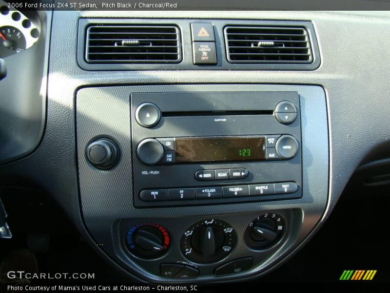 Pitch Black / Charcoal/Red 2006 Ford Focus ZX4 ST Sedan