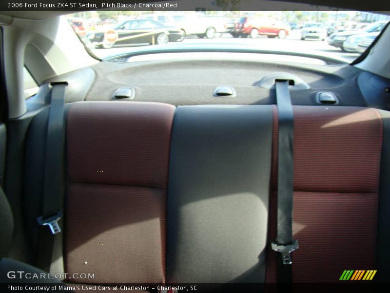 Pitch Black / Charcoal/Red 2006 Ford Focus ZX4 ST Sedan