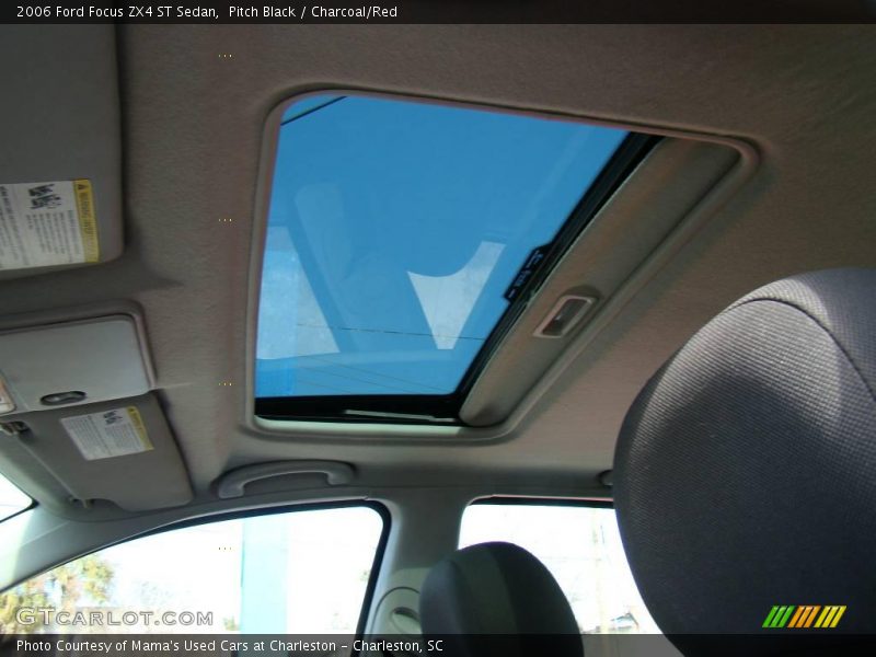 Pitch Black / Charcoal/Red 2006 Ford Focus ZX4 ST Sedan