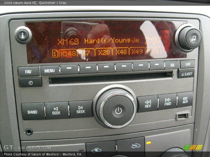 Quicksilver / Gray 2009 Saturn Aura XE