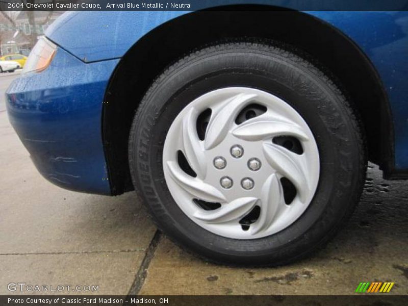 Arrival Blue Metallic / Neutral 2004 Chevrolet Cavalier Coupe