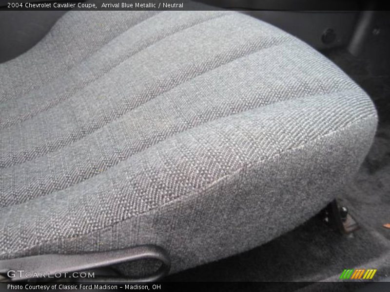 Arrival Blue Metallic / Neutral 2004 Chevrolet Cavalier Coupe