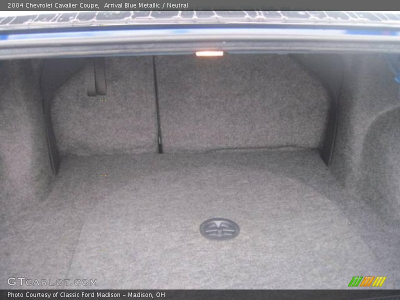 Arrival Blue Metallic / Neutral 2004 Chevrolet Cavalier Coupe