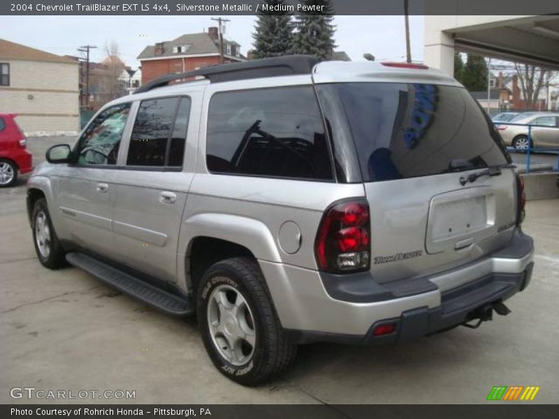 Silverstone Metallic / Medium Pewter 2004 Chevrolet TrailBlazer EXT LS 4x4