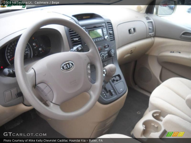 Cashmere / Beige 2009 Kia Sedona LX