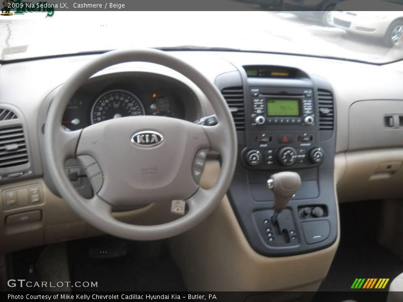 Cashmere / Beige 2009 Kia Sedona LX
